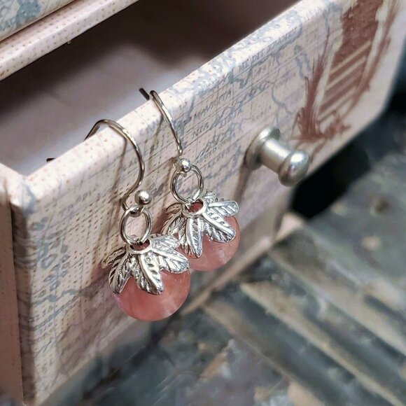 Artsy Leaf Capped Cherry Quartz Gemstone Dangle Silver Platinum Plated Earrings - Picture 4 of 11